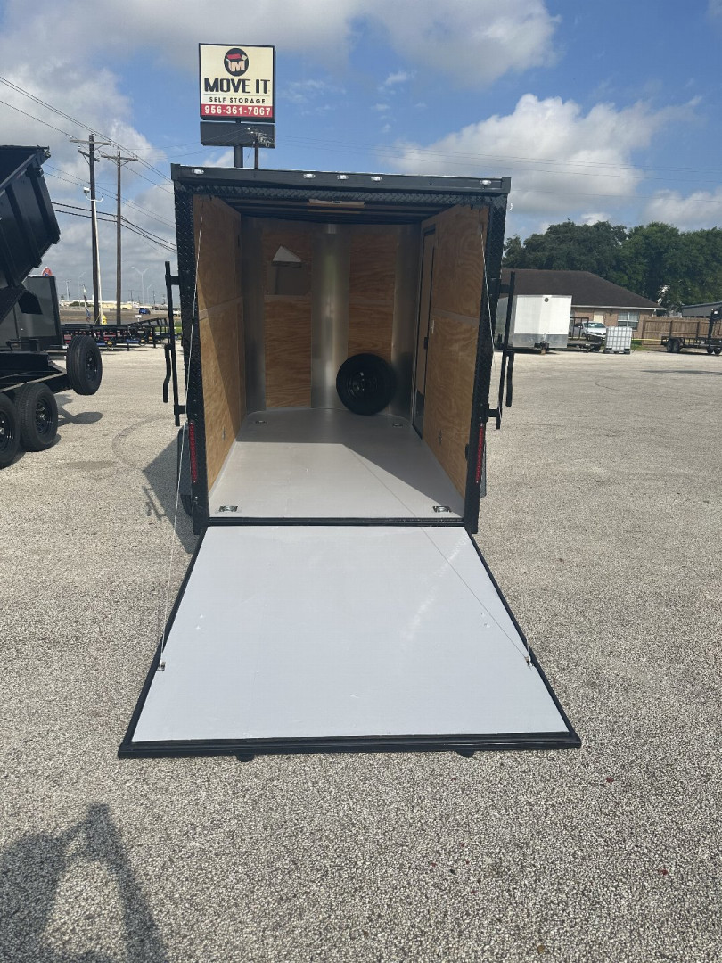 New 2025 Cargo Craft 6x12 sa Cargo / Enclosed Trailer