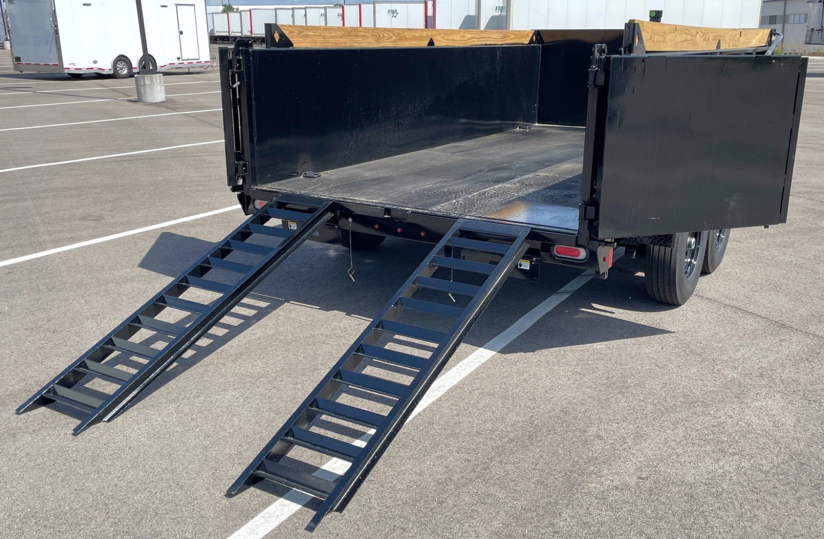 New Diamond C 14' LPT 207 Dump Trailer - 32" Sides, Board Brackets, Spare, Solar Charger