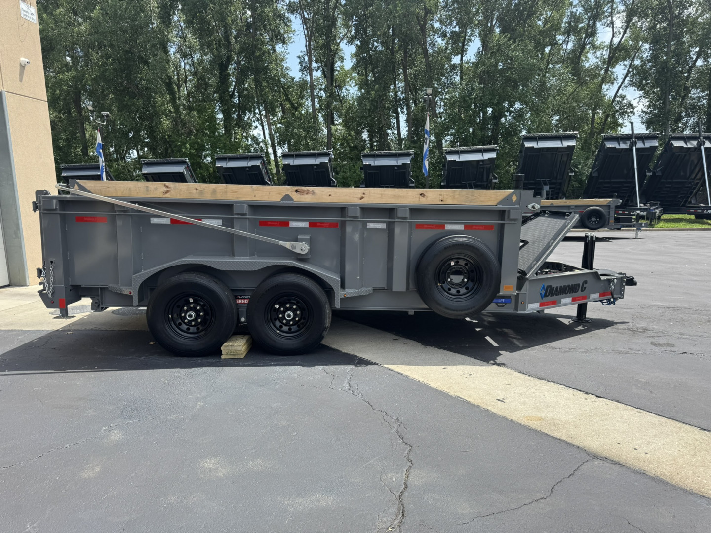 New 2025 Diamond C 82X14 LPT207 - PACESETTER EDITION TELESCOPIC DUMP TRAILER