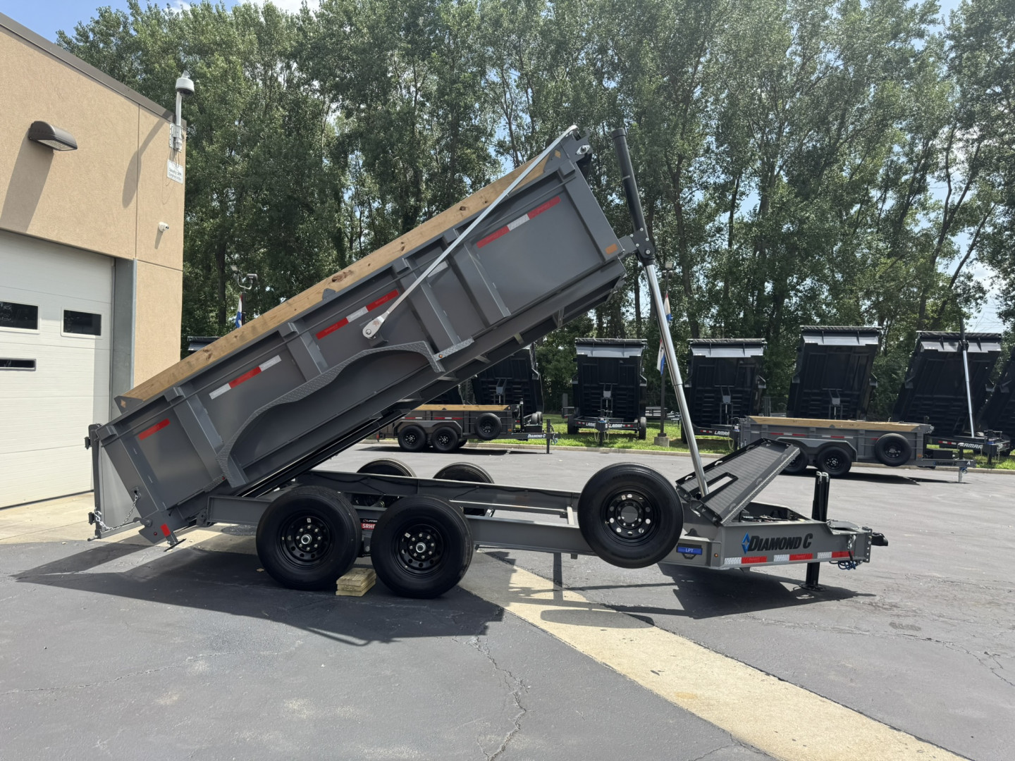 New 2025 Diamond C 82X14 LPT207 - PACESETTER EDITION TELESCOPIC DUMP TRAILER