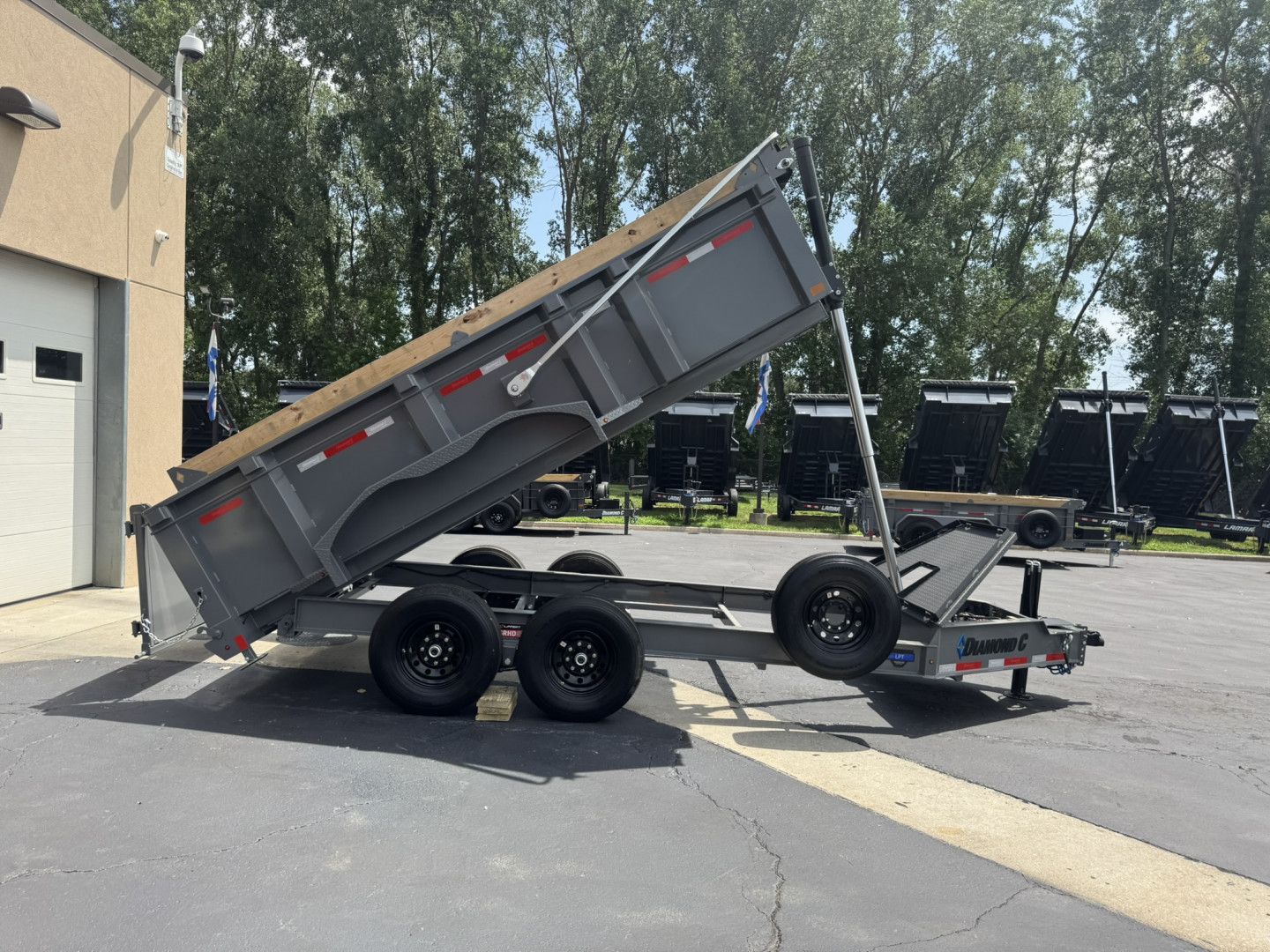 New 2025 Diamond C 82X14 LPT207 - PACESETTER EDITION TELESCOPIC DUMP TRAILER