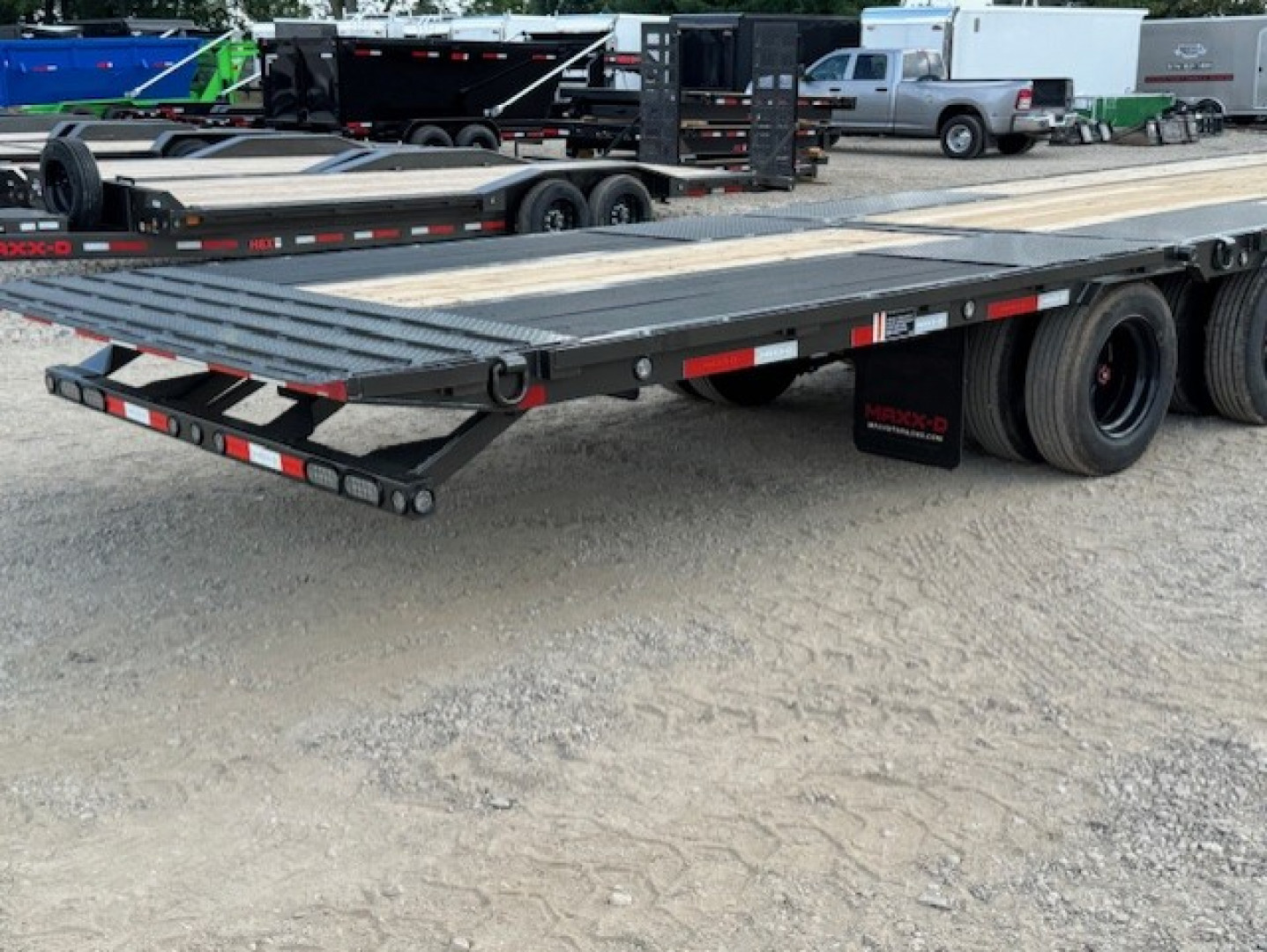 New 2026 MAXX-D YDB10234 Flatbed Trailer