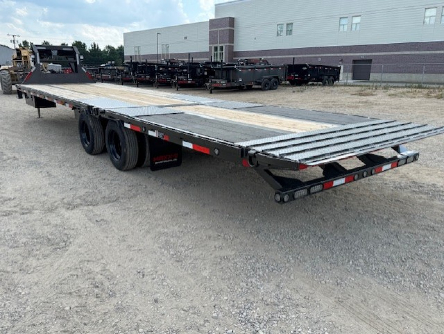 New 2026 MAXX-D YDB10234 Flatbed Trailer