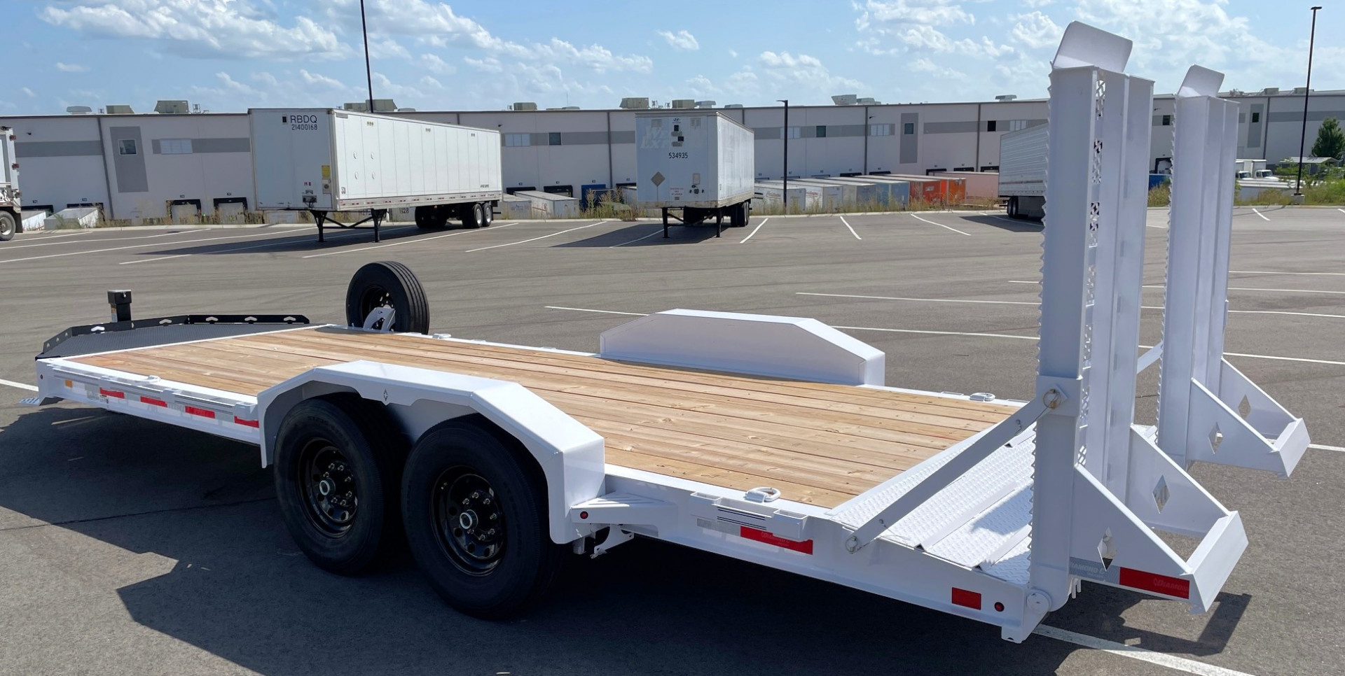 New Diamond C 20' LPX 207 Equipment Trailer-White, Knee Ramps, Spare