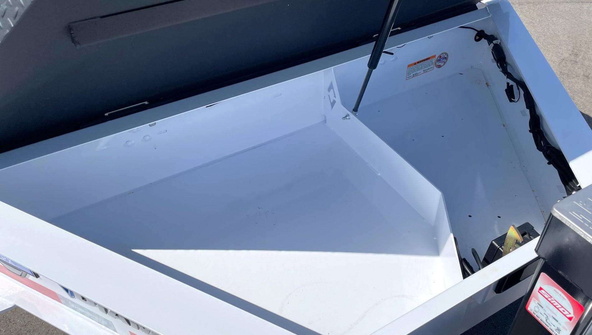 New Diamond C 20' LPX 207 Equipment Trailer-White, Knee Ramps, Spare