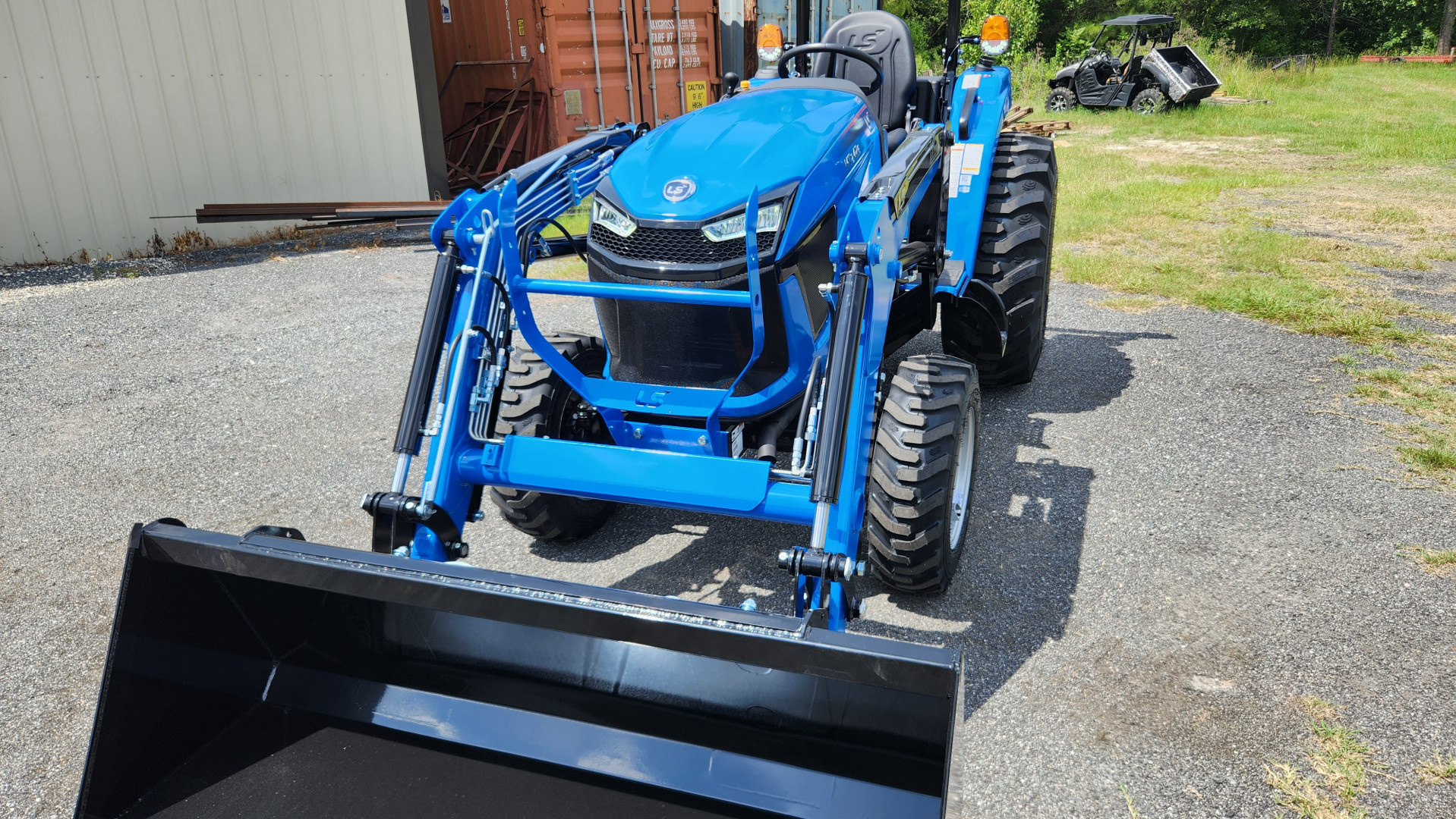 New 2025 LS Tractor MT226HE Tractor