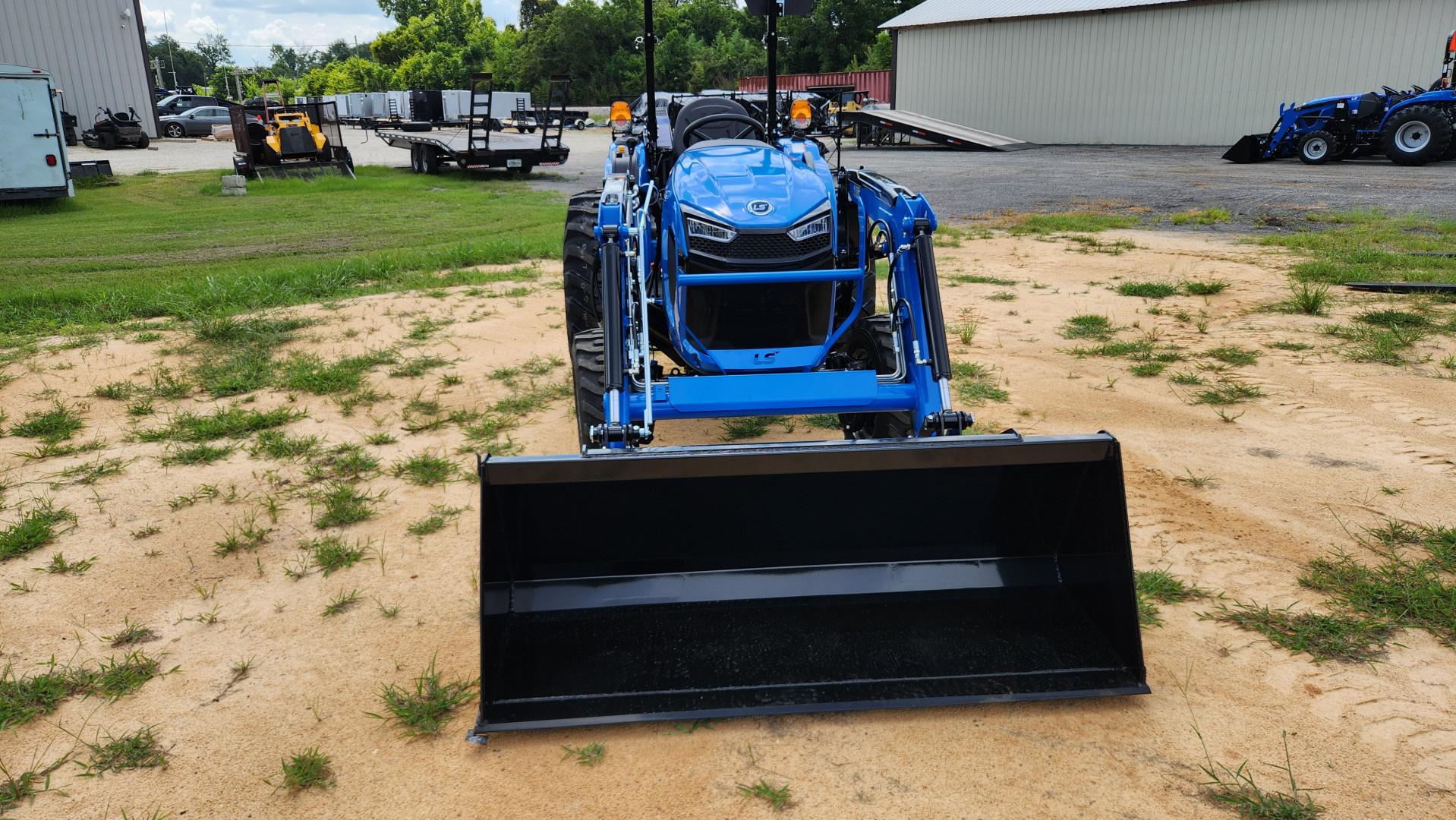 New 2025 LS Tractor MT226HE Tractor