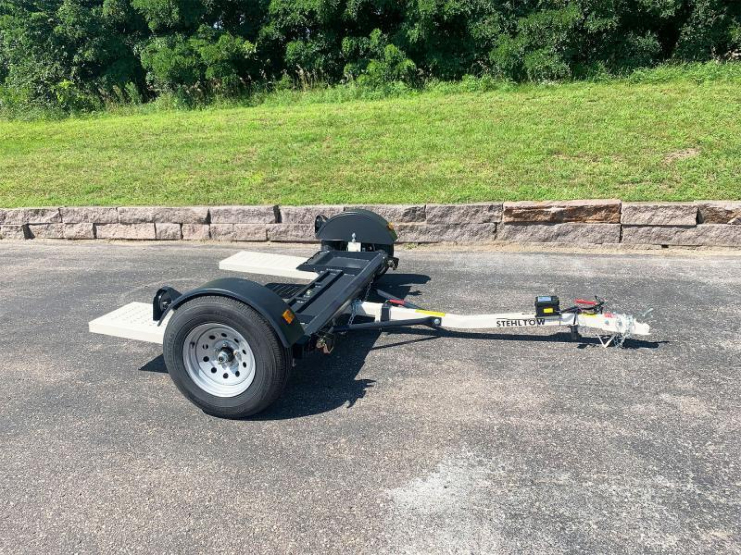 New Stehl-Tow 83" Wide Tilt Bed Tow Dolly - Electric Brakes