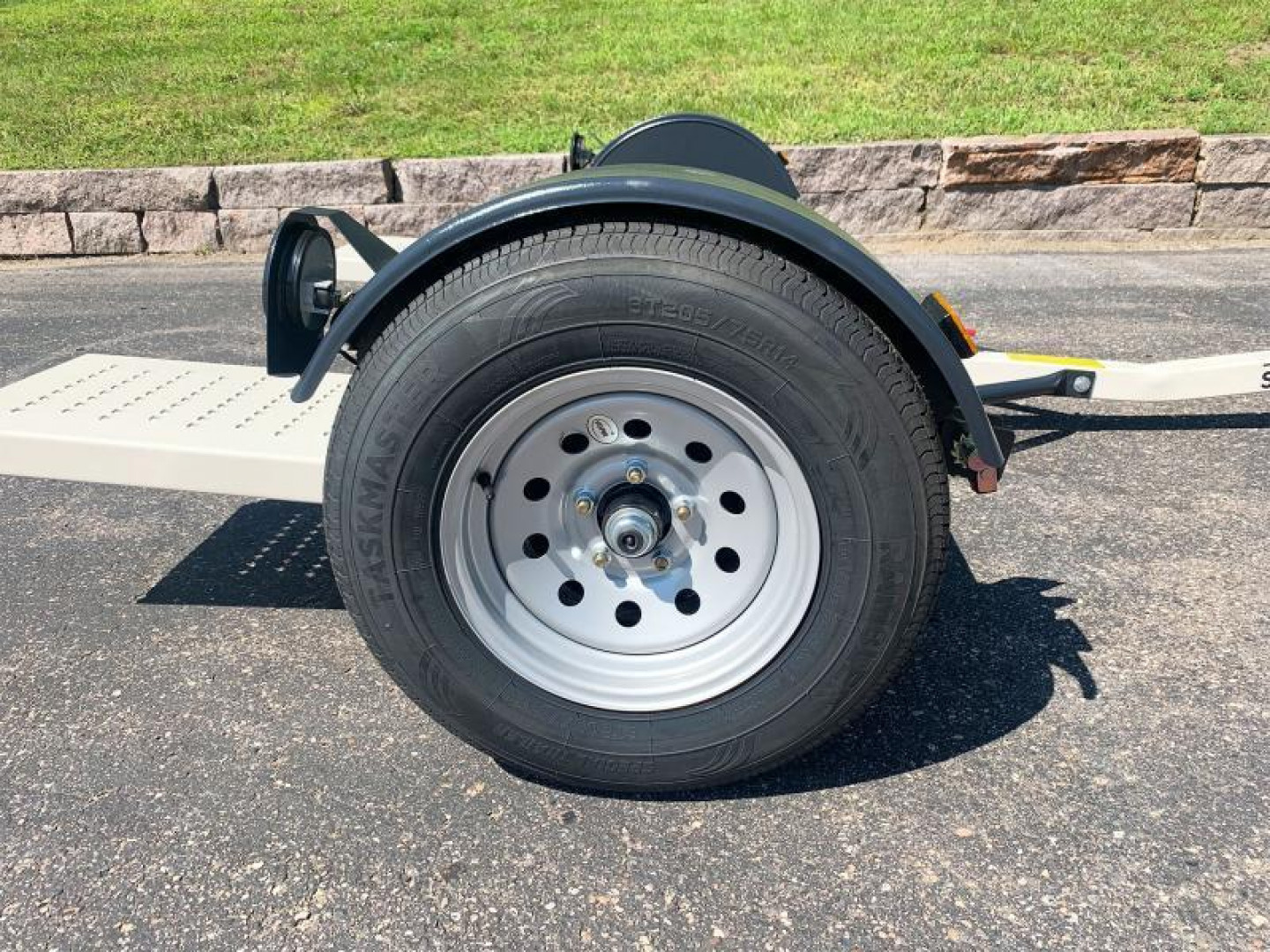 New Stehl-Tow 83" Wide Tilt Bed Tow Dolly - Electric Brakes