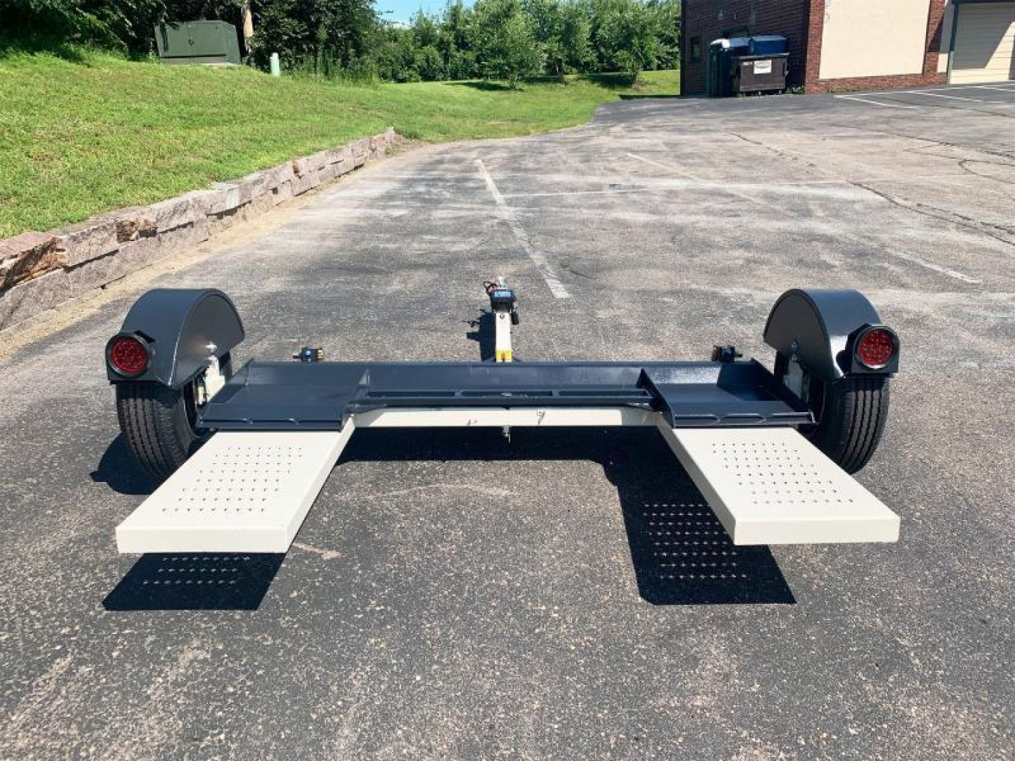 New Stehl-Tow 83" Wide Tilt Bed Tow Dolly - Electric Brakes
