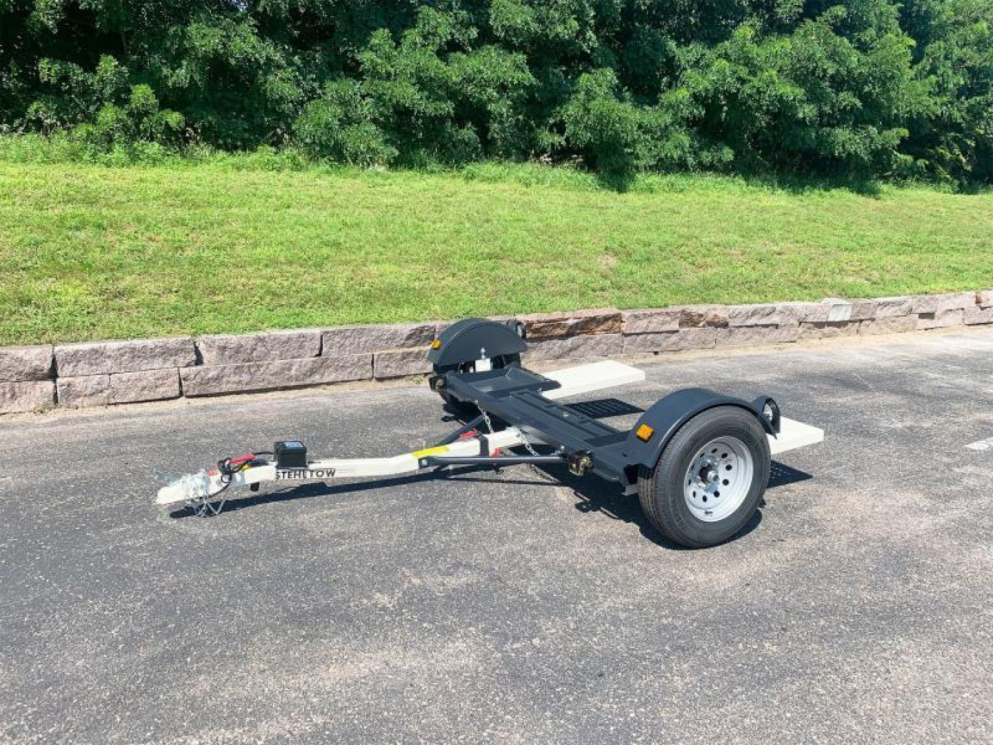 New Stehl-Tow 83" Wide Tilt Bed Tow Dolly - Electric Brakes