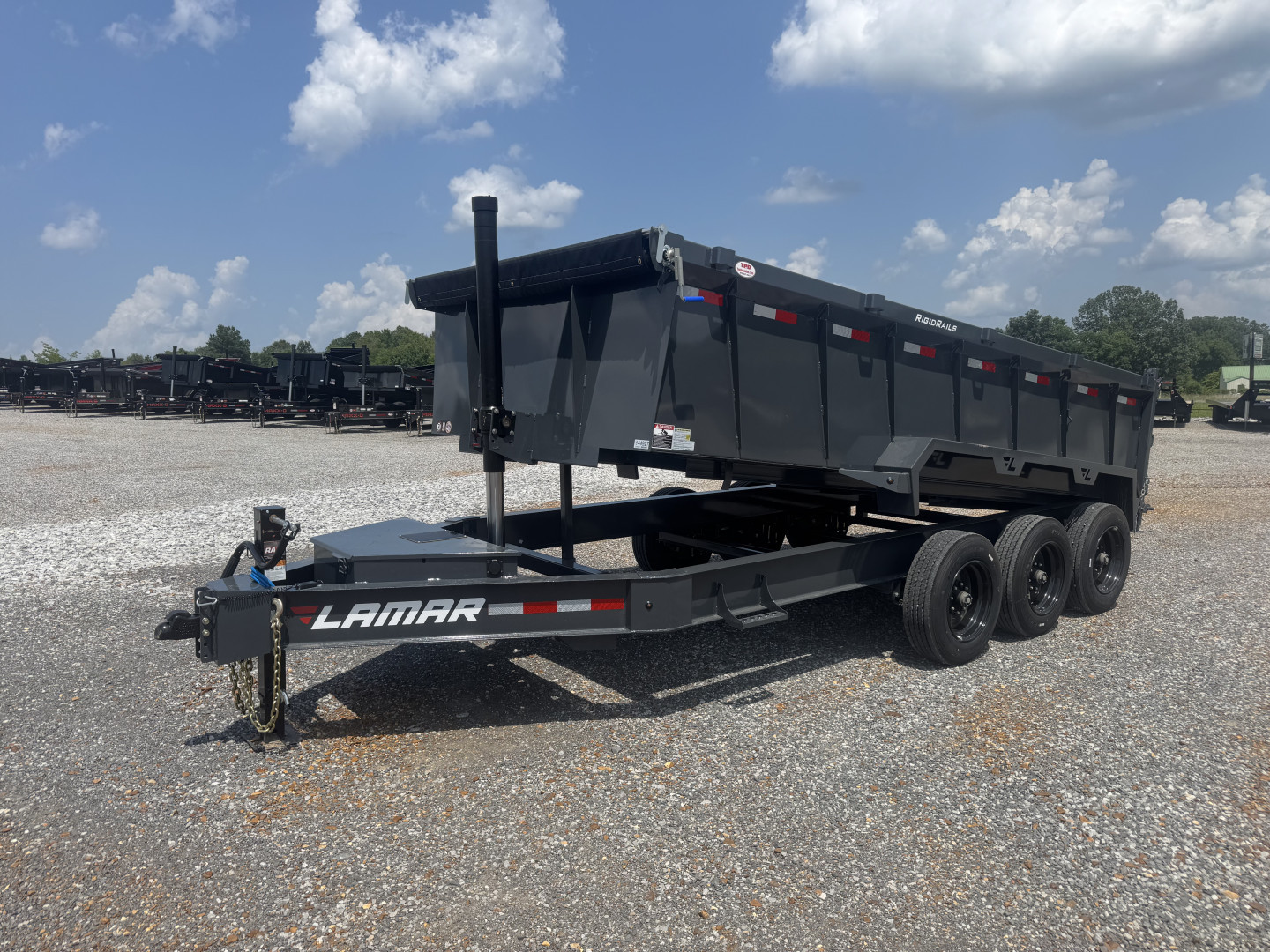 New 2026 Lamar 83  x 16' 21K Telescopic Dump Trailer