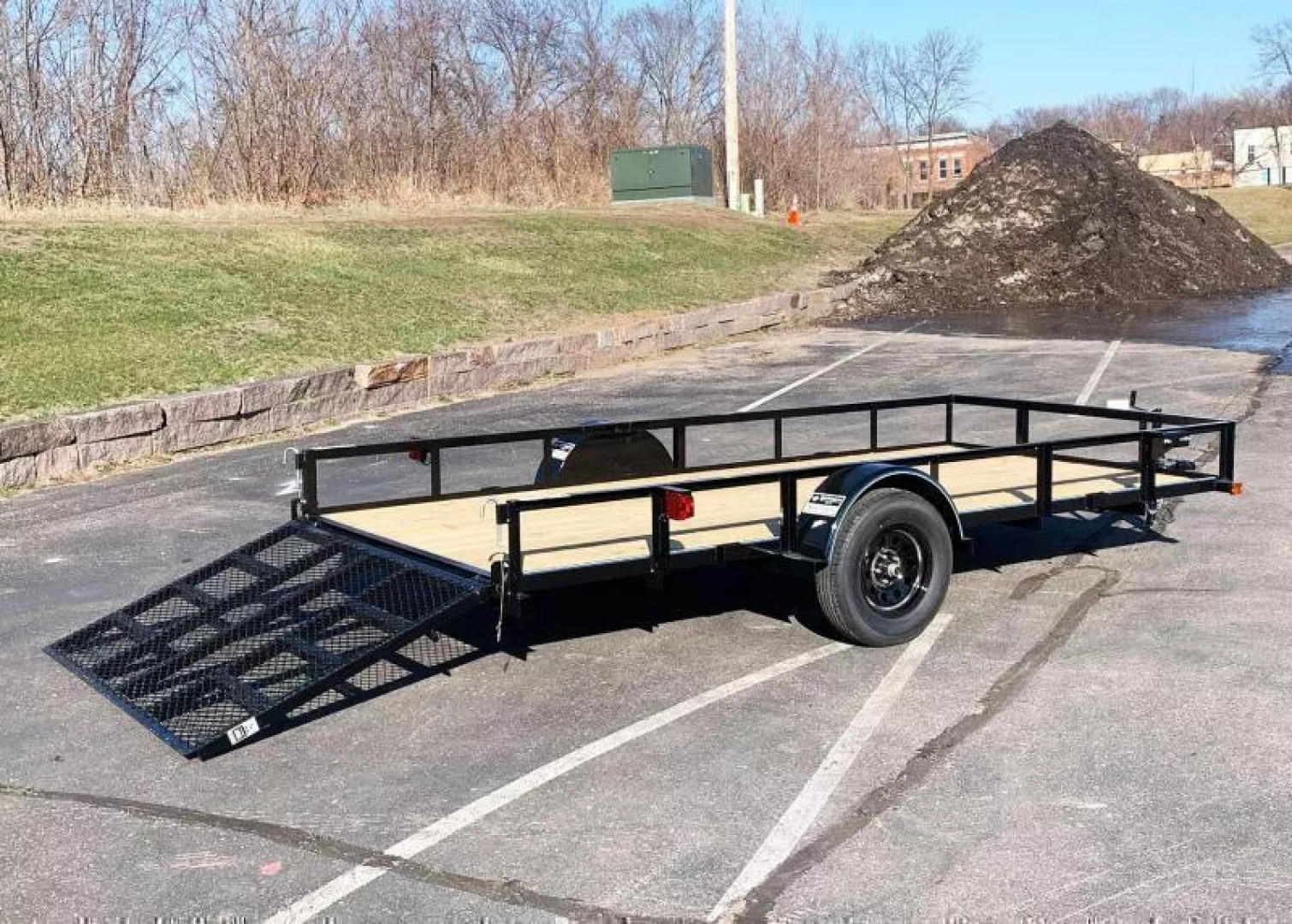 New Top Quality Top Hat 77x14 Open Utility Trailer - Rear Ramp!