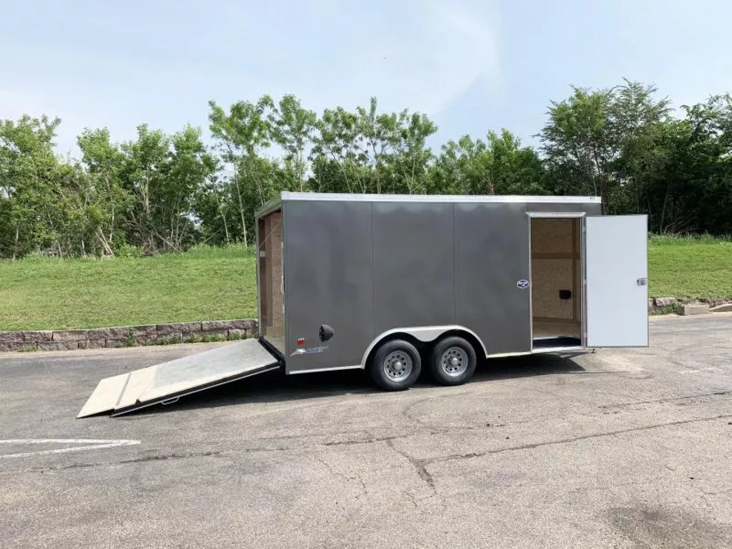 Seized Rear Trailer New Deluxe American Hauler 8.5x16 Tandem Enclosed Cargo Trailer - Rear ...