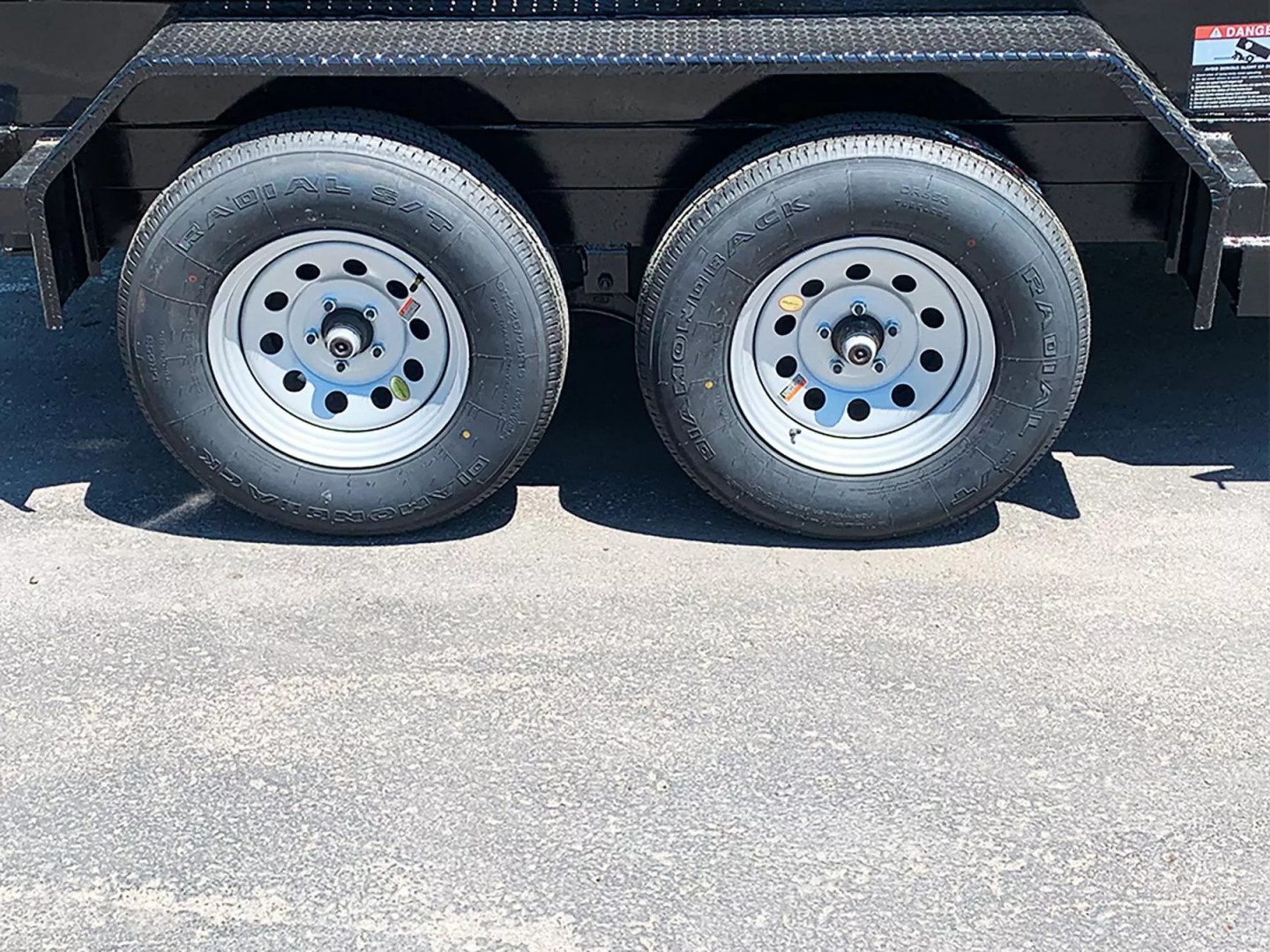 New SALE! Top Quality Top Hat 60x10 Tandem Axle Dump Trailer - 7,000#GVWR - Single Cylinder Lift System