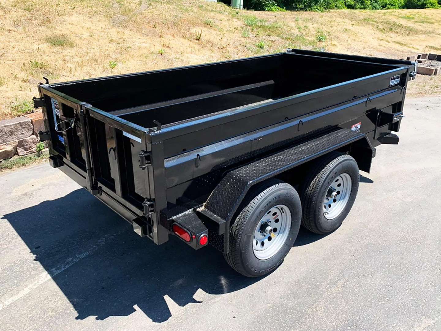 New SALE! Top Quality Top Hat 60x10 Tandem Axle Dump Trailer - 7,000#GVWR - Single Cylinder Lift System