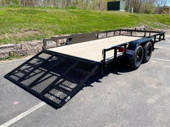 New Top Quality Top Hat 83x18 Tandem Axle Steel Utility Trailer