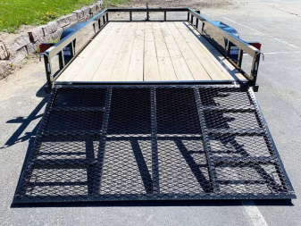 New Top Quality Top Hat 83x18 Tandem Axle Steel Utility Trailer