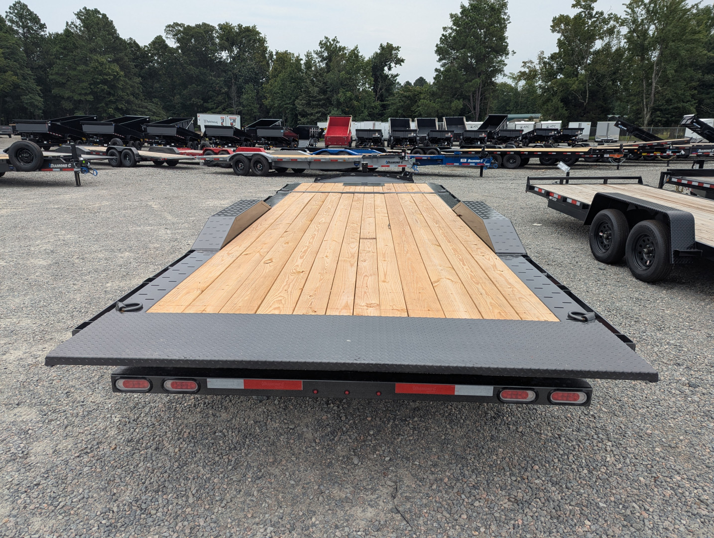 New 2025 Diamond C Trailers Diamond C HXD 208 22' Tilt Equipment Trailer Tilt Trailer