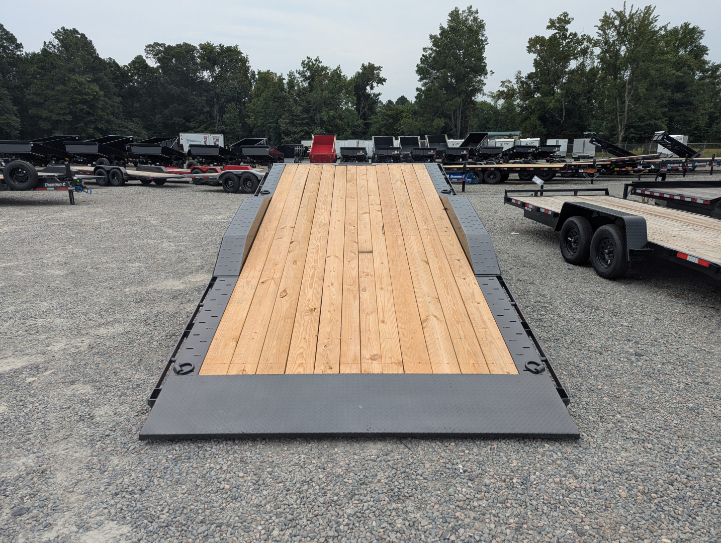 New 2025 Diamond C Trailers Diamond C HXD 208 22' Tilt Equipment Trailer Tilt Trailer