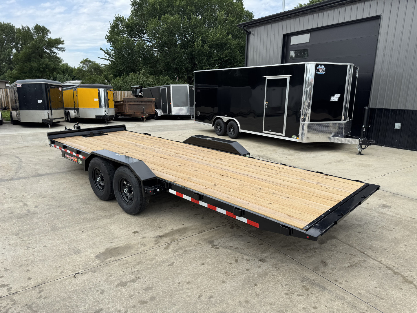 New NEW 2025 H&H Speedloader 22’ POWER TILTbed flatbed Trailer 2-7000 lb axles =14K DRIVE OVER FENDERS
