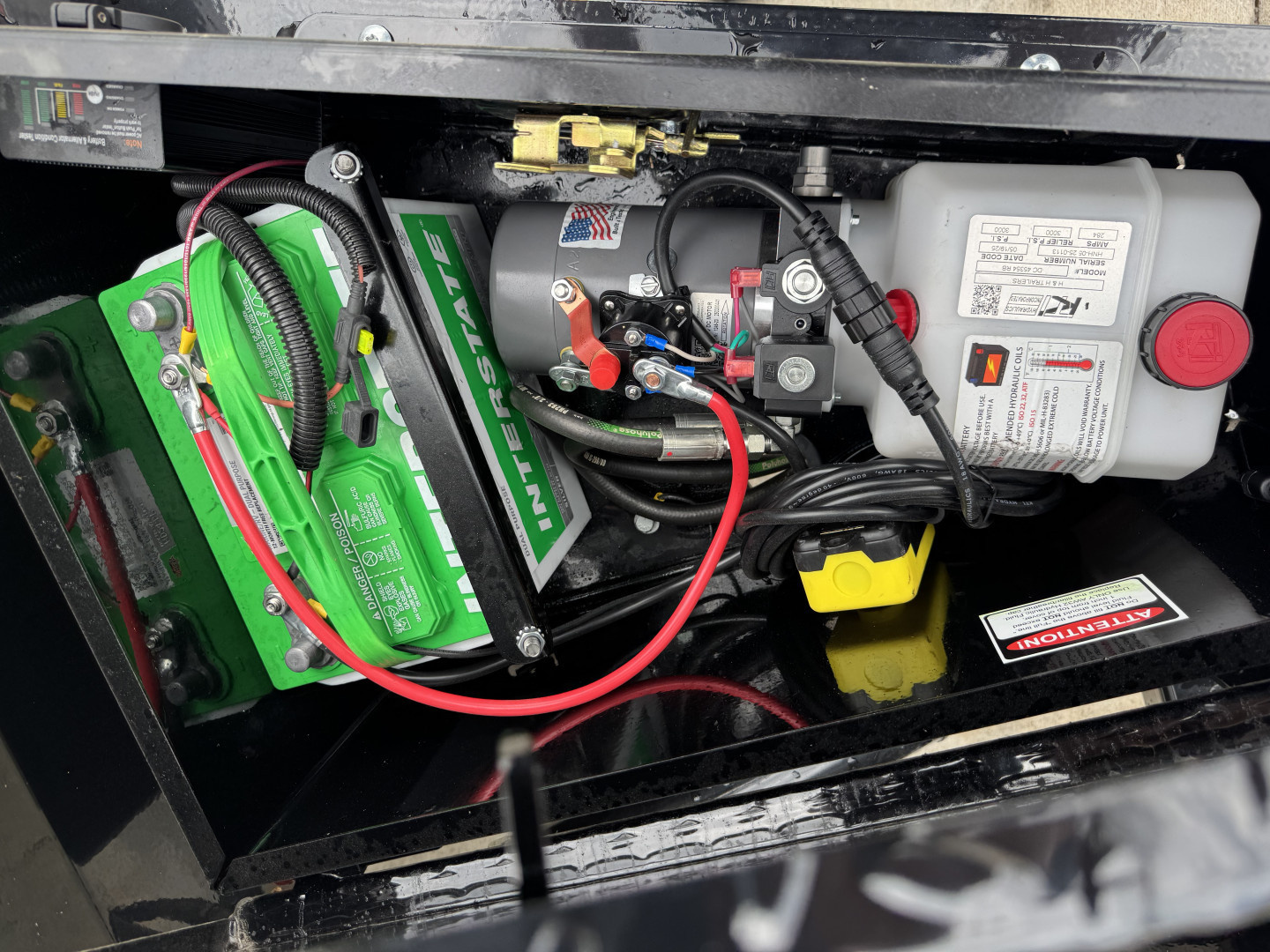 New NEW 2025 H&H Speedloader 22’ POWER TILTbed flatbed Trailer 2-7000 lb axles =14K DRIVE OVER FENDERS