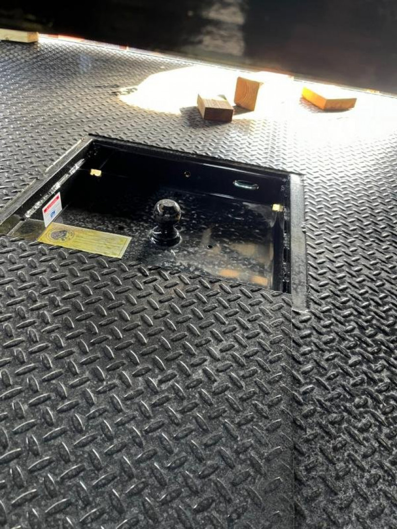 New 2025 Bedrock GRANITE DUAL CAB CHASSIS 9'4" Truck Bed