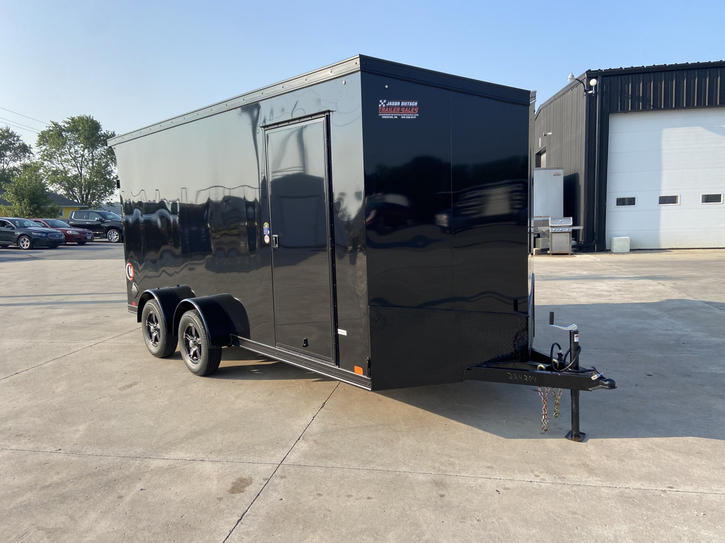 New United UJ 16' V-Nose Enclosed Cargo Trailer