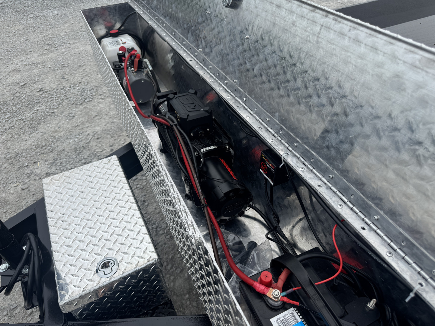 New 2026 Traxx Trailers 24' Fully Hydraulic Tilt Trailer