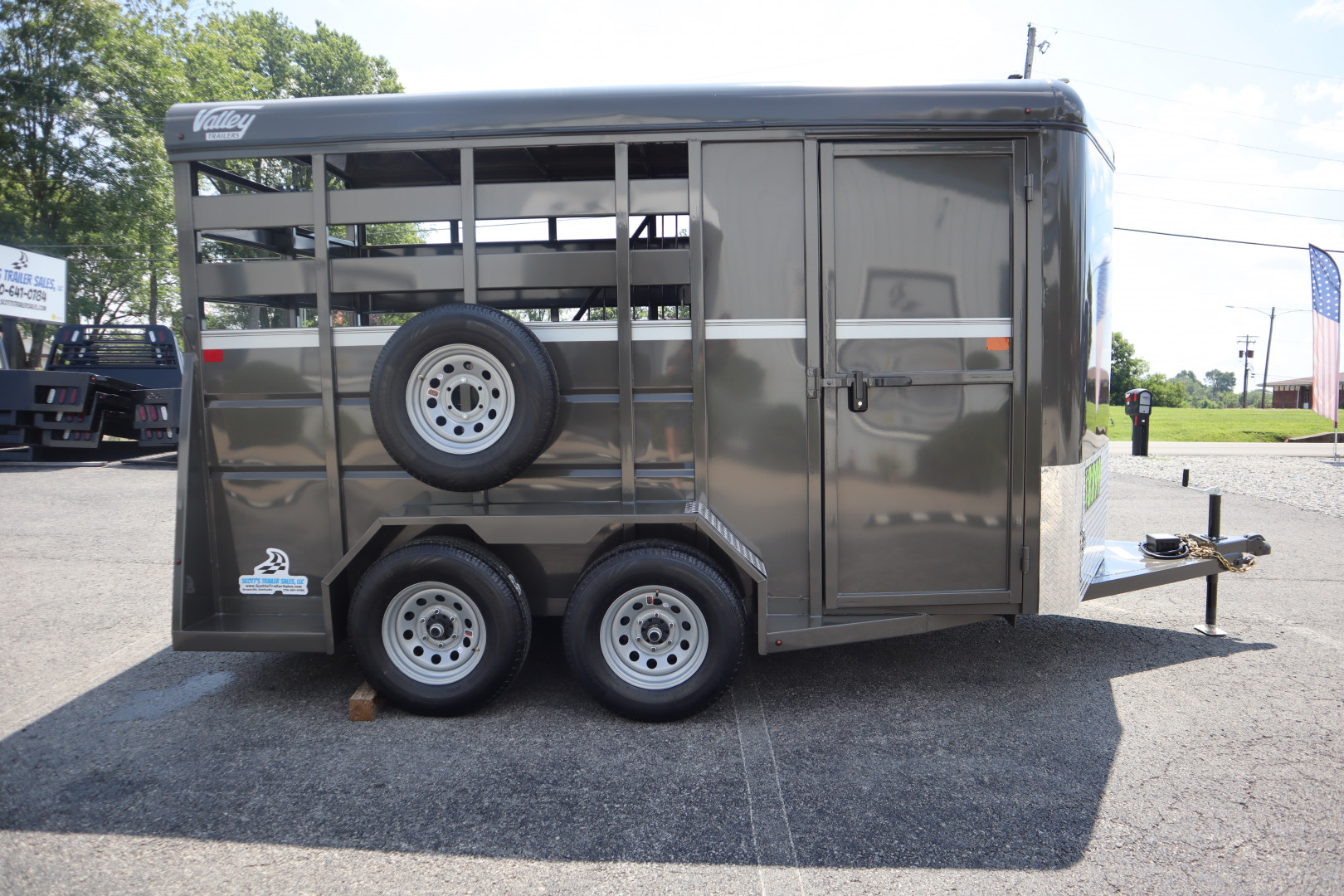 New 2026 Valley Trailers 2-Horse Economy Slant 14' x 6'8" x 7' (2800)