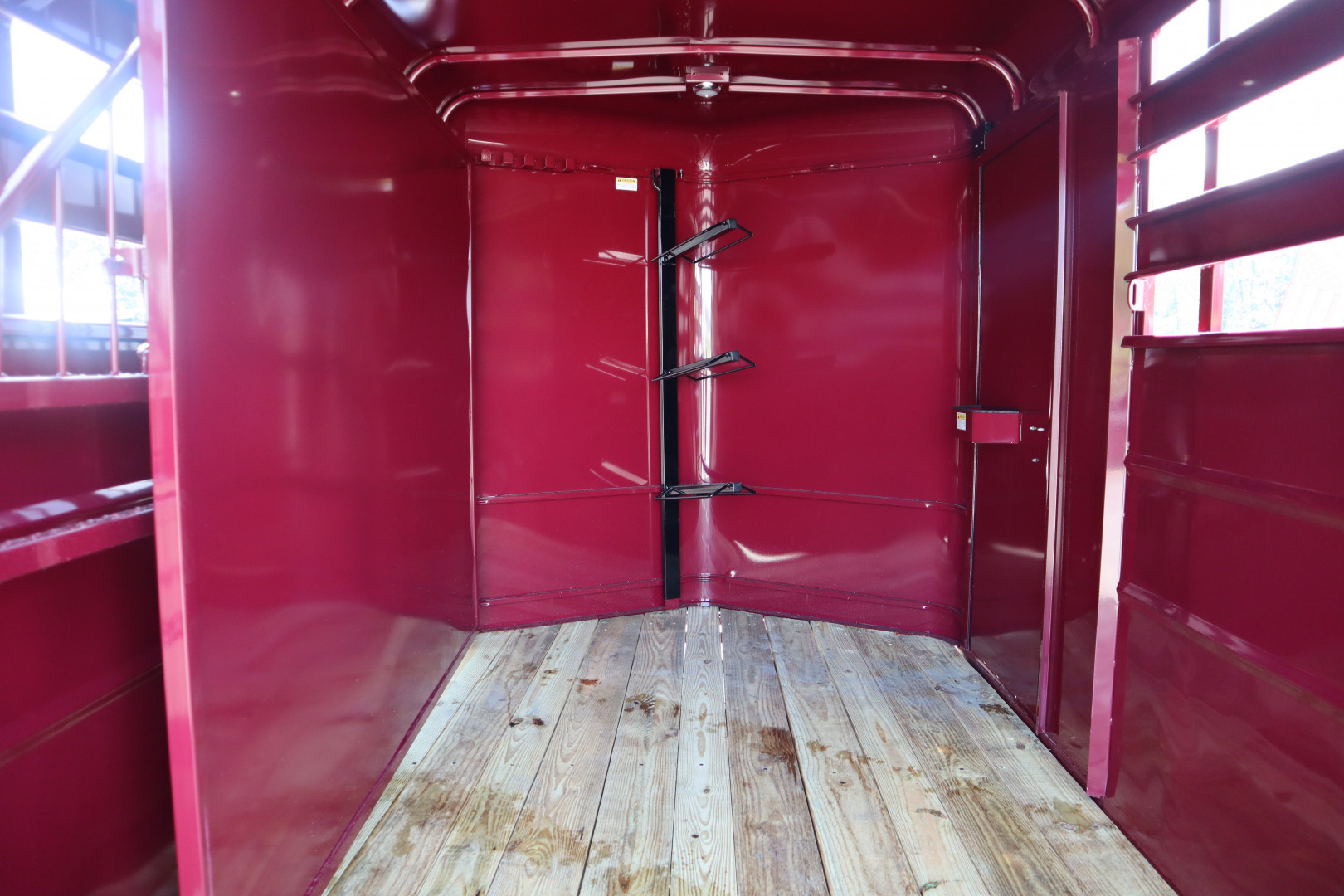 New 2026 Valley Trailers 2-Horse Economy Slant 14' x 6'8" x 7' (2800)