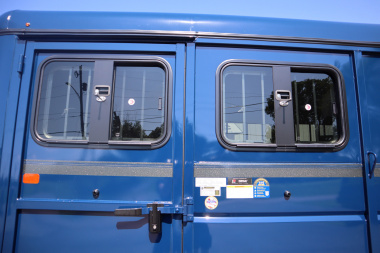 New 2026 Valley Trailers 2-Horse Slant Tack 14' x 6'8" x 7' (2820) Thoroughbred