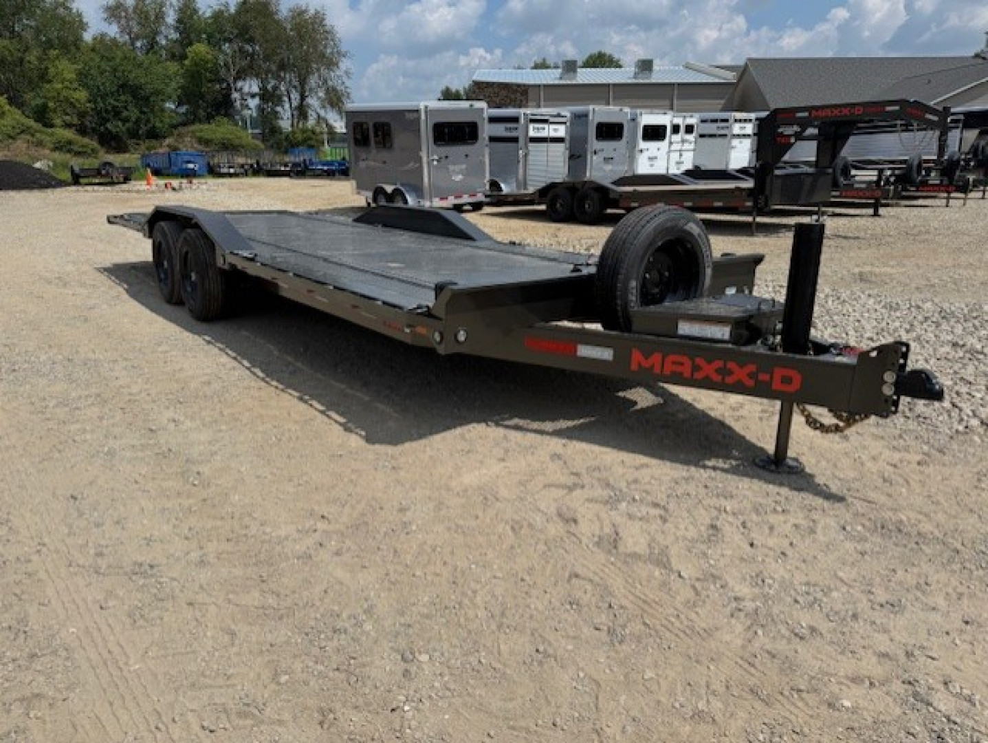 New 2026 MAXX-D T8X10224 Tilt Trailer