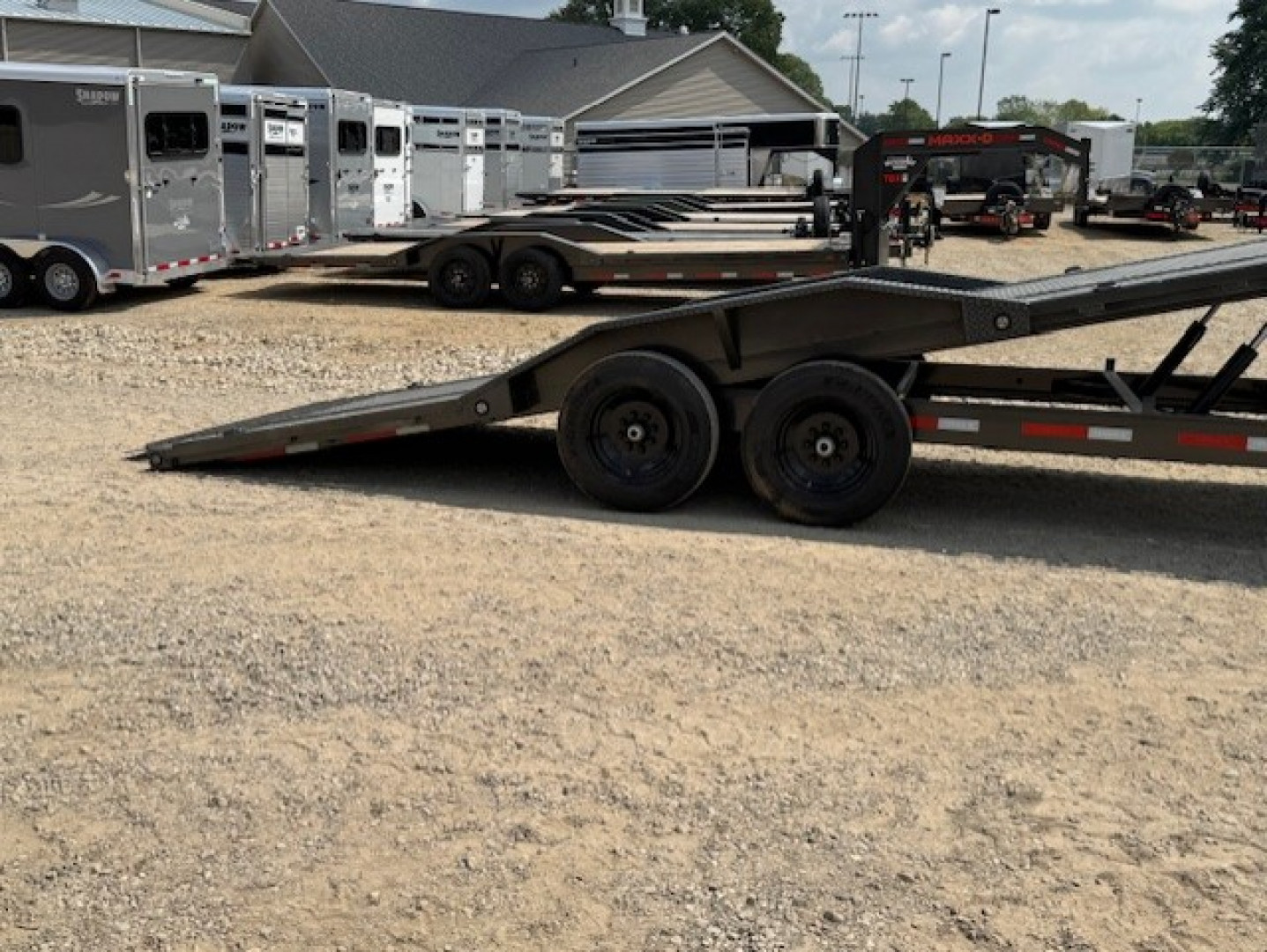 New 2026 MAXX-D T8X10224 Tilt Trailer