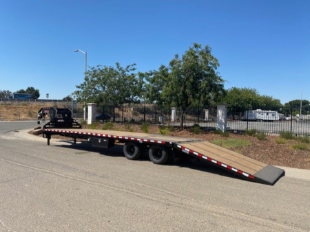 New 102x36 Tandem Axle 25.9K Gooseneck Flatbed w/Duals