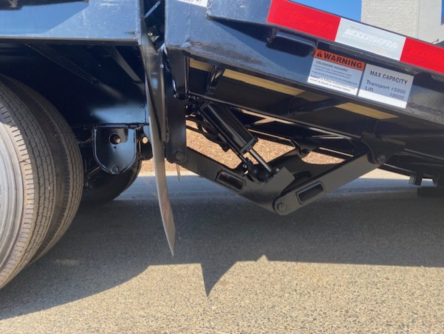 New 102x36 Tandem Axle 25.9K Flatbed w/Duals