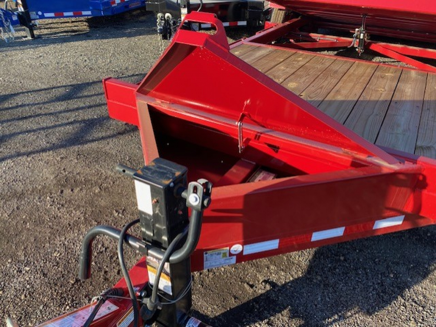 New 83x22 Tandem Axle 15.4K Tilt Trailer