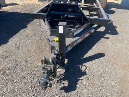 New 82x16 Tandem Axle 15.4K Dump w/Scissor