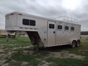 Used 1998 Barrett 3 Horse Trailer