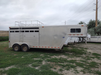 Used 1998 Barrett 3 Horse Trailer