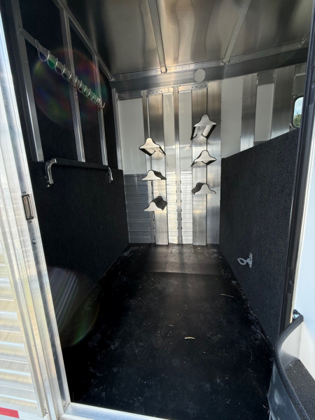 Used 2024 4-Star Trailers 4 - Horse Head to Head Gooseneck Horse Trailer