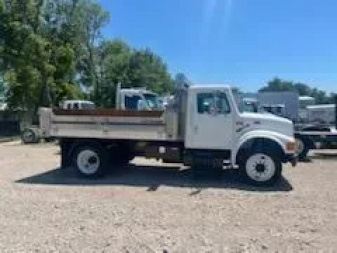 Used 2000 International 4700 Dump Truck