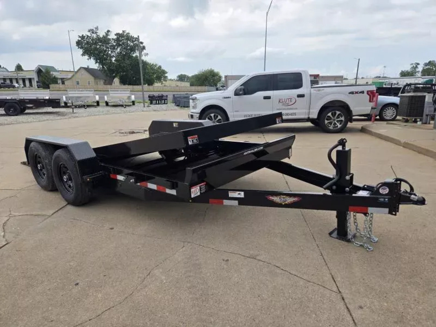 New 2025 H and H Trailer 82x16 Gravity Tilt Equipment Trailer  14K