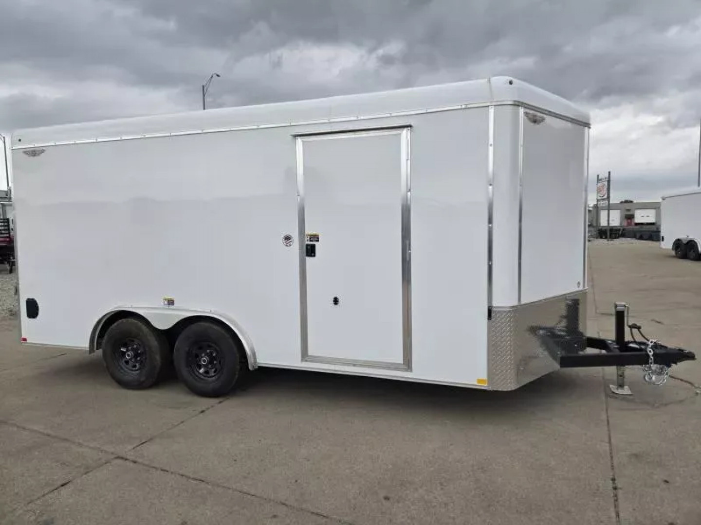 New 2025 H and H Trailer 8x16 HH Series Round Top V-Nose Enclosed Cargo Trailer  10K Tandem