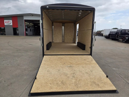 New 2025 H and H Trailer 8x16 HH Series Round Top V-Nose Enclosed Cargo Trailer  10K Tandem