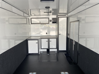 New United USH 28' Racing Trailer