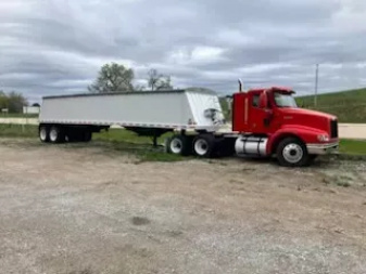 Used 2001 International 9100 Truck
