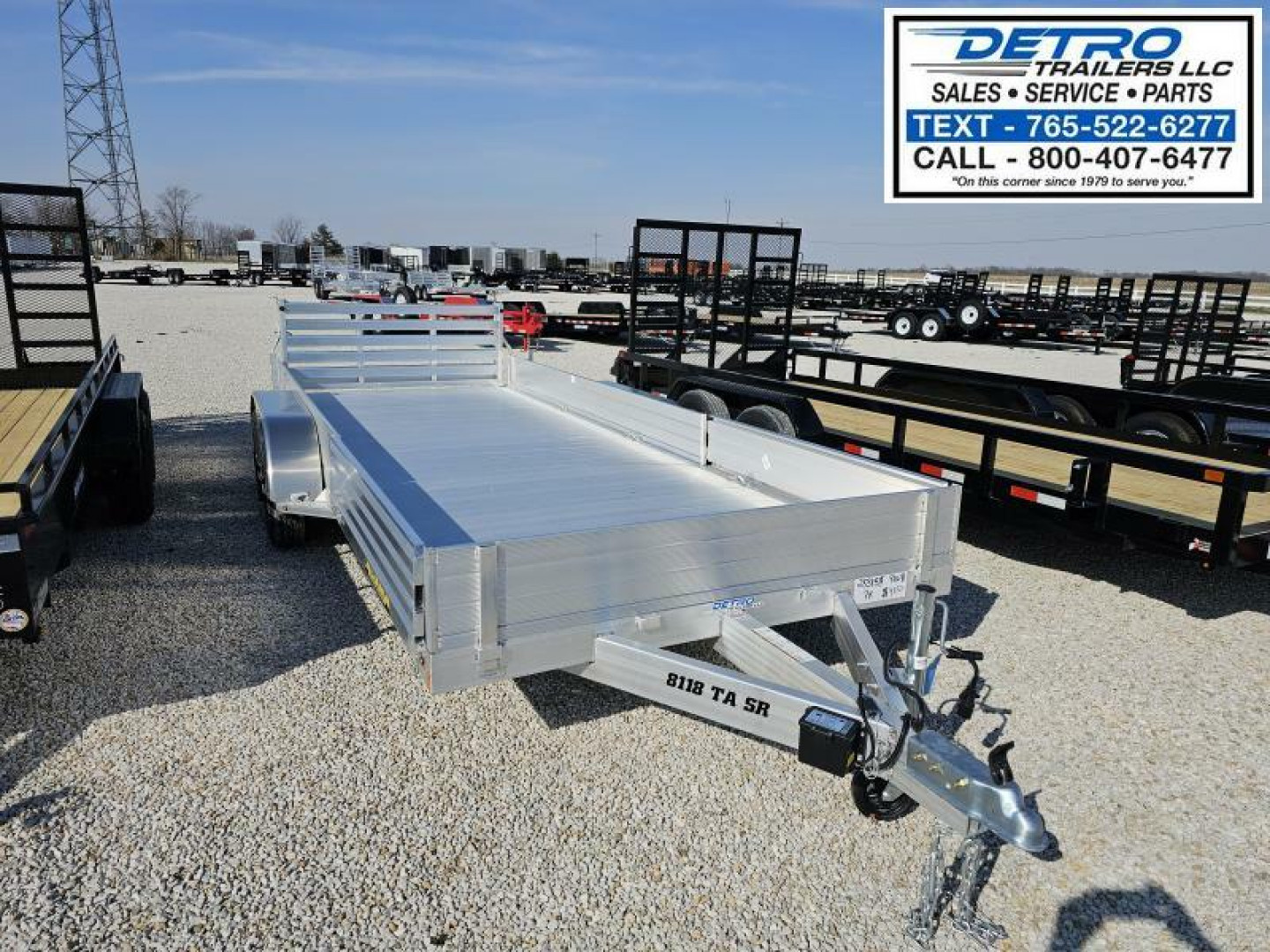 2025 Aluma 8118TA