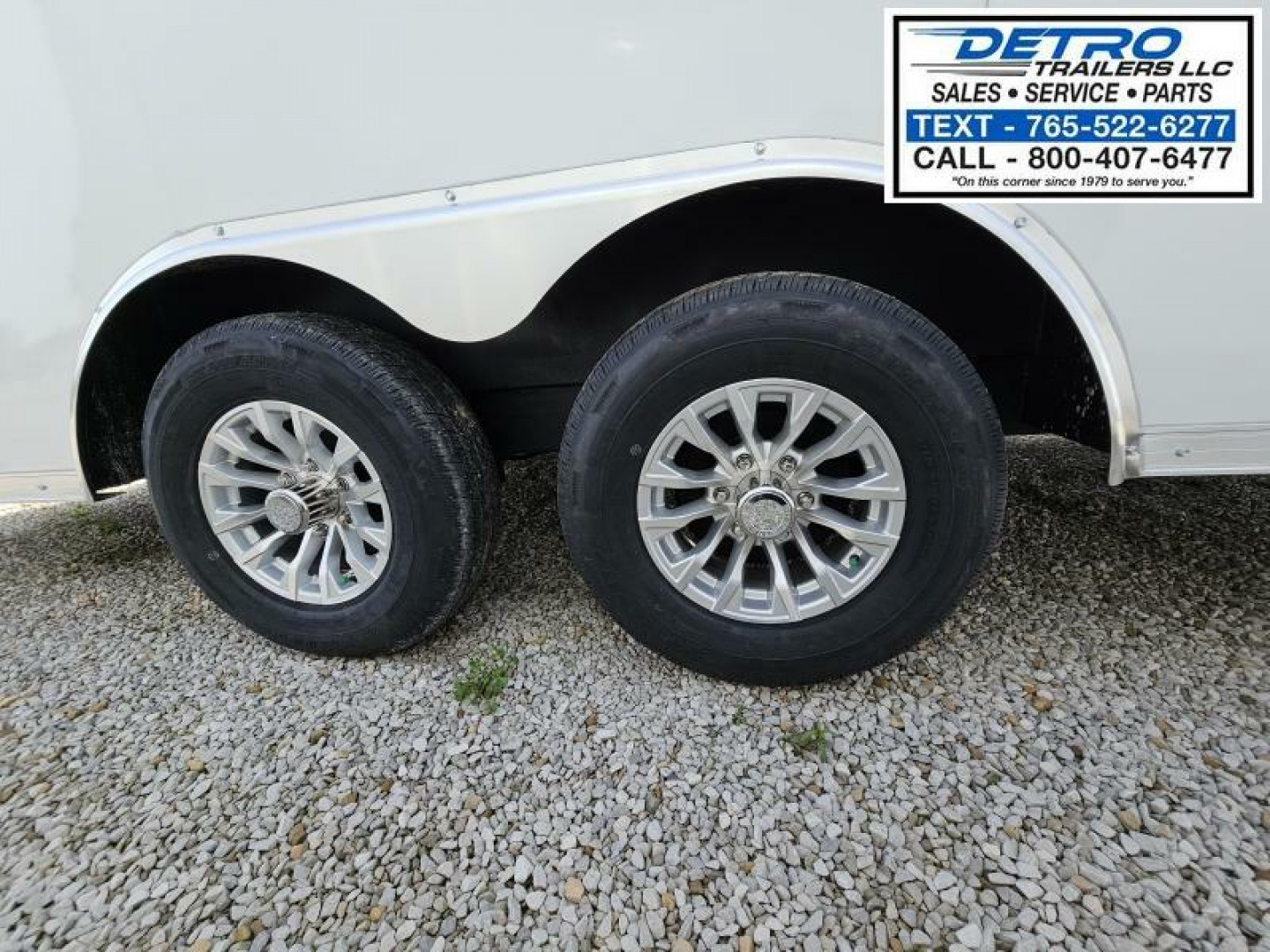 New 2024 Sure-Trac 8.5' x 18' 10K Landscape Pro Round Top Ramp Door Enclosed Cargo Trailer