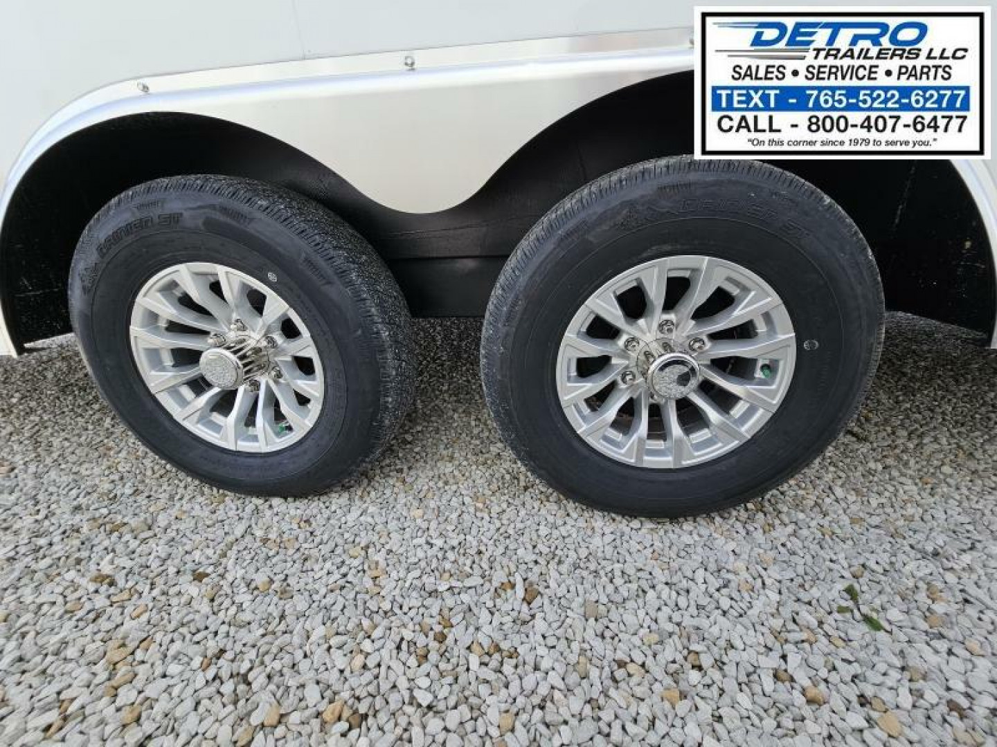 New 2024 Sure-Trac 8.5' x 20' 10K Landscape Pro Round Top Ramp Door Enclosed Cargo Trailer w/ Upper Cabinet